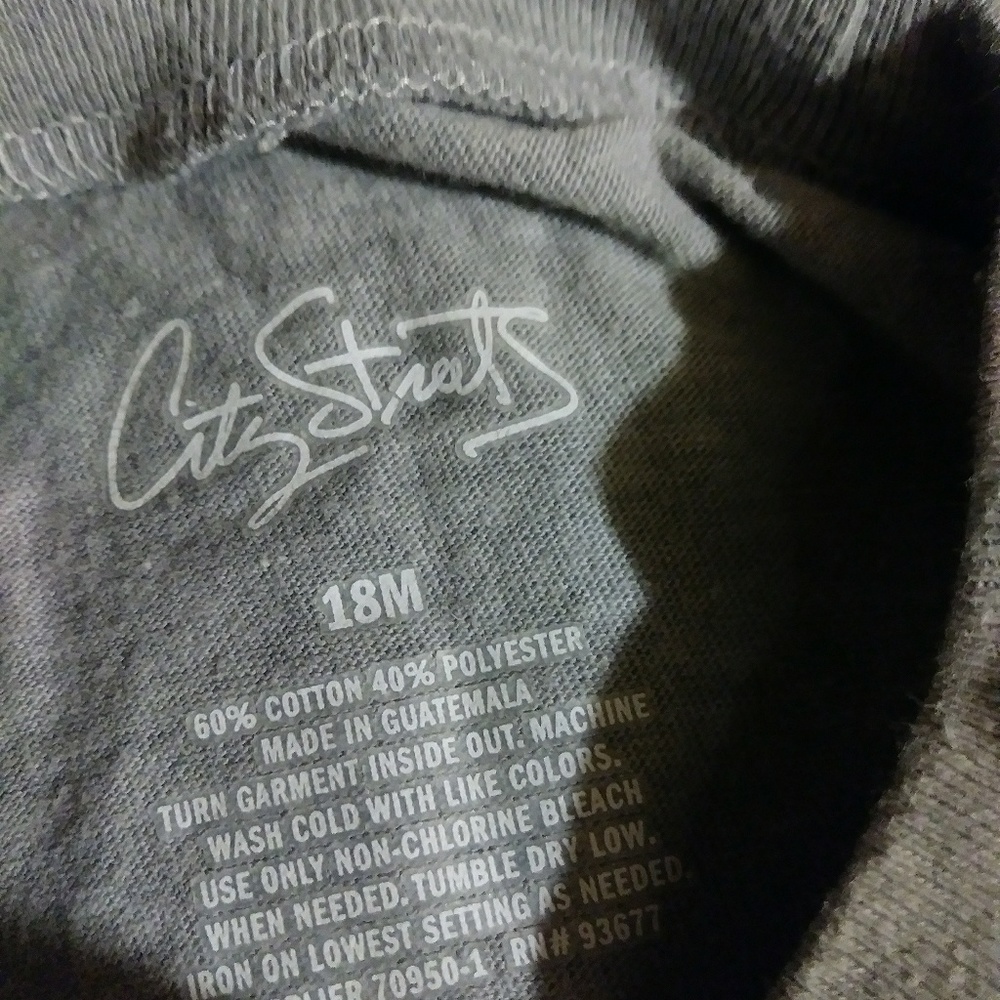 Onsie - Picture 2 of 2